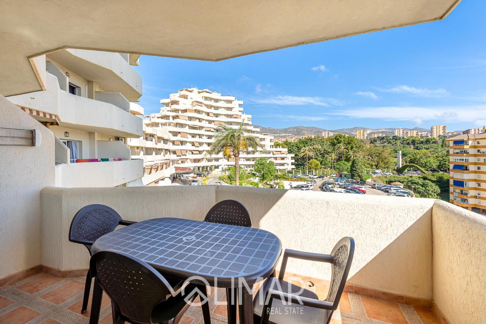 Bil Bil Beach - Benalbeach Benalmádena Eksteriør bilde
